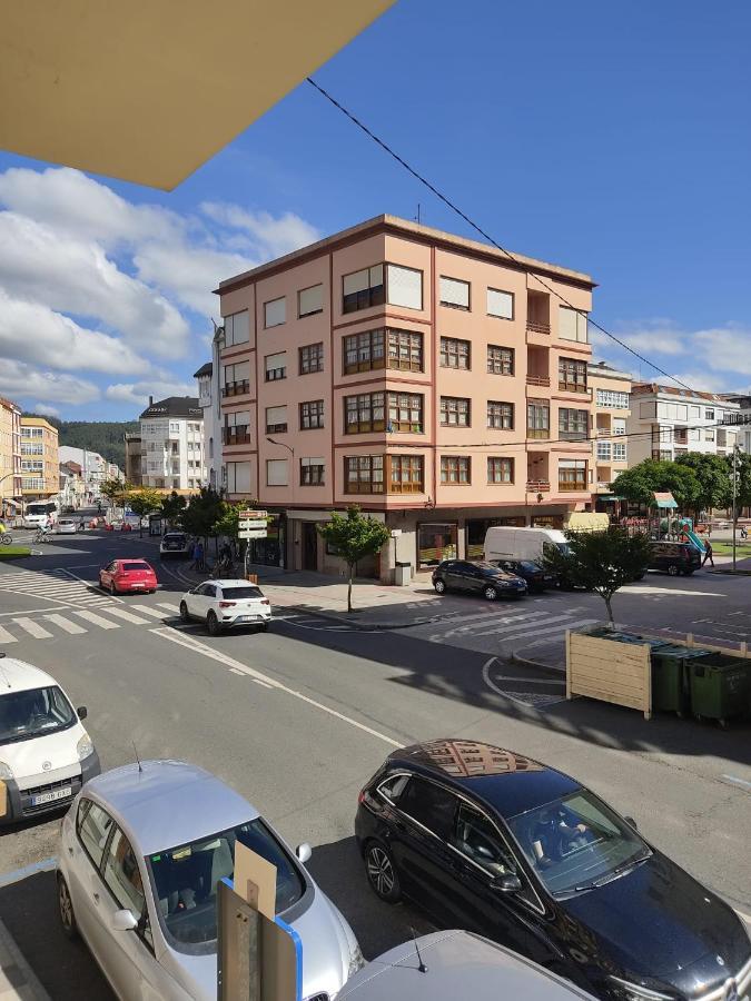 Apartamento pequeño, coqueto y céntrico. Cedeira Extérieur photo
