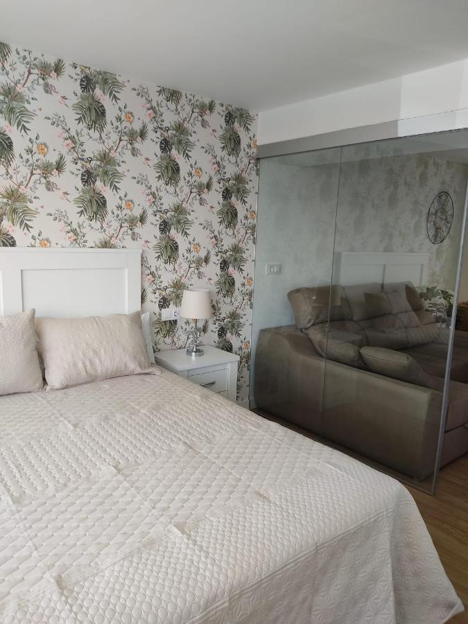 Apartamento pequeño, coqueto y céntrico. Cedeira Extérieur photo